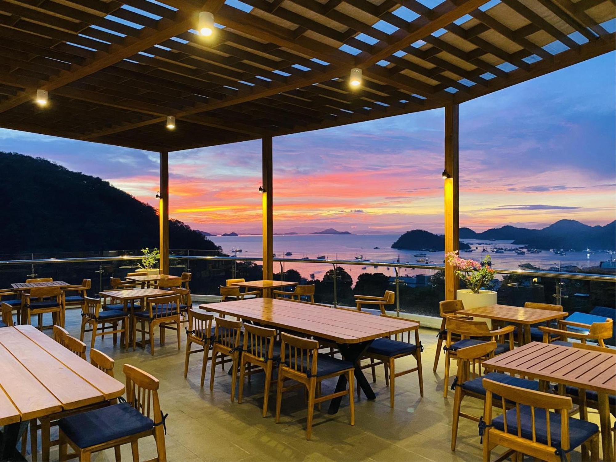 Zasgo Hotel Labuan Bajo Exteriör bild