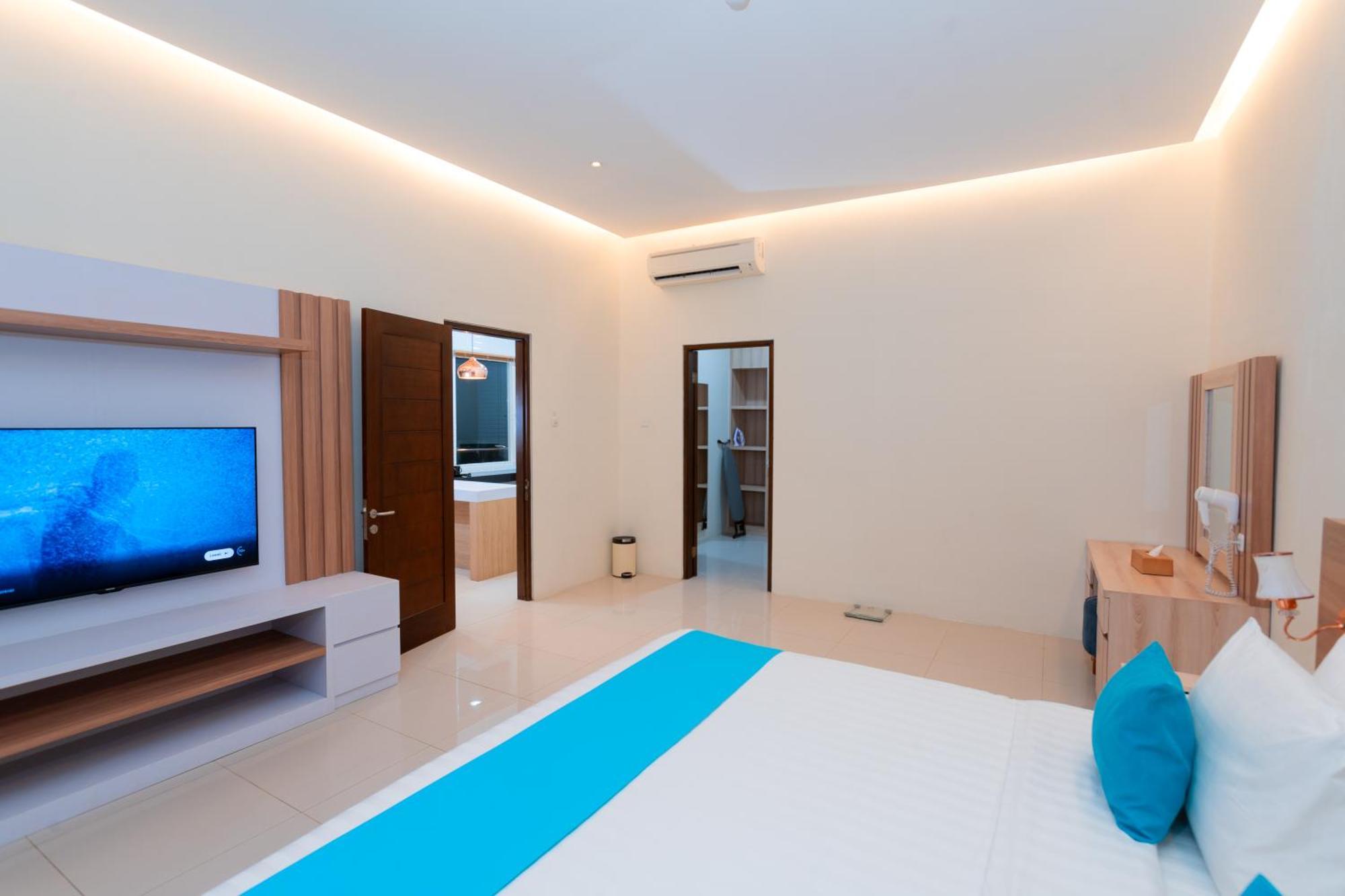 Zasgo Hotel Labuan Bajo Exteriör bild