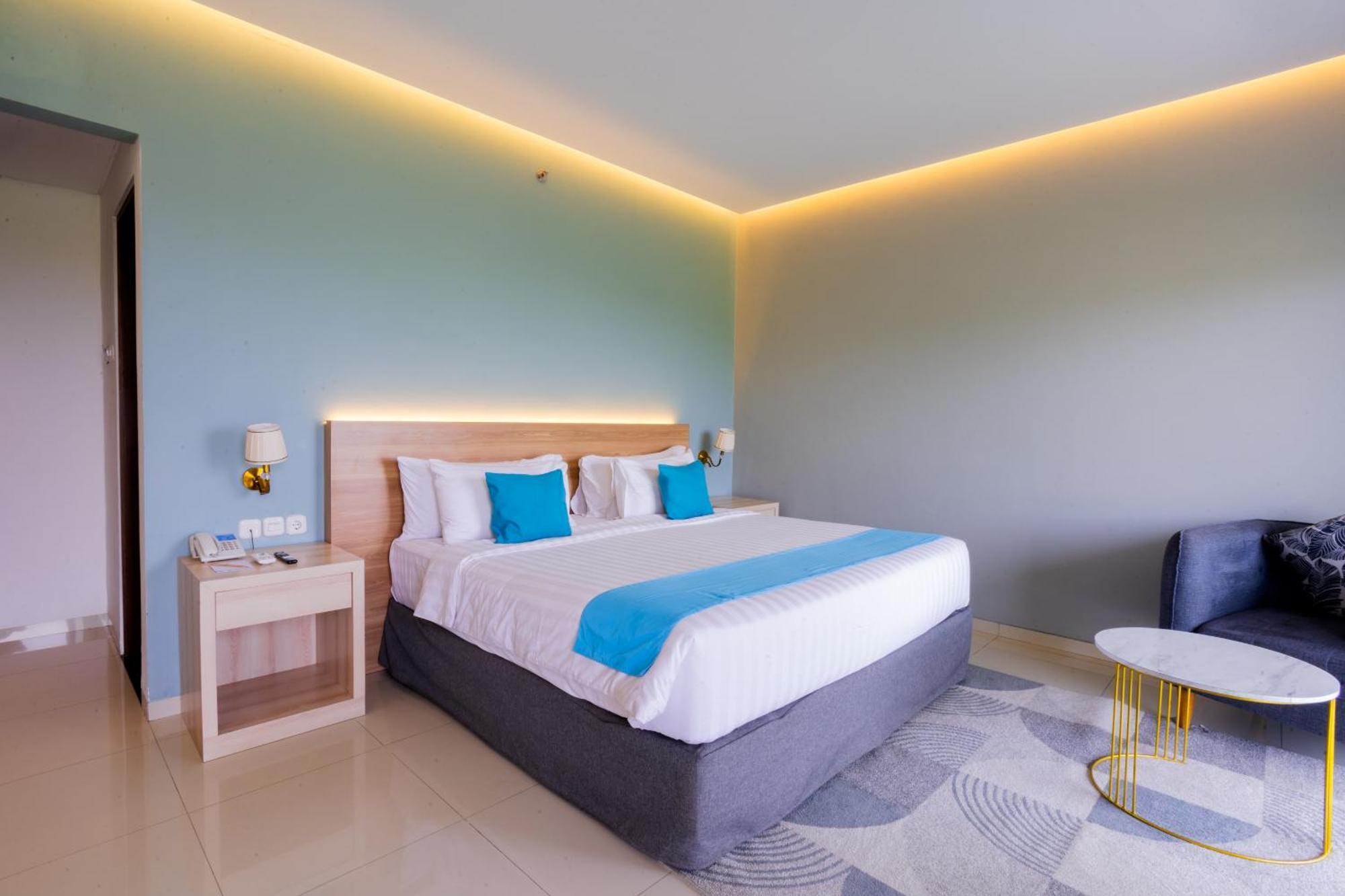 Zasgo Hotel Labuan Bajo Exteriör bild