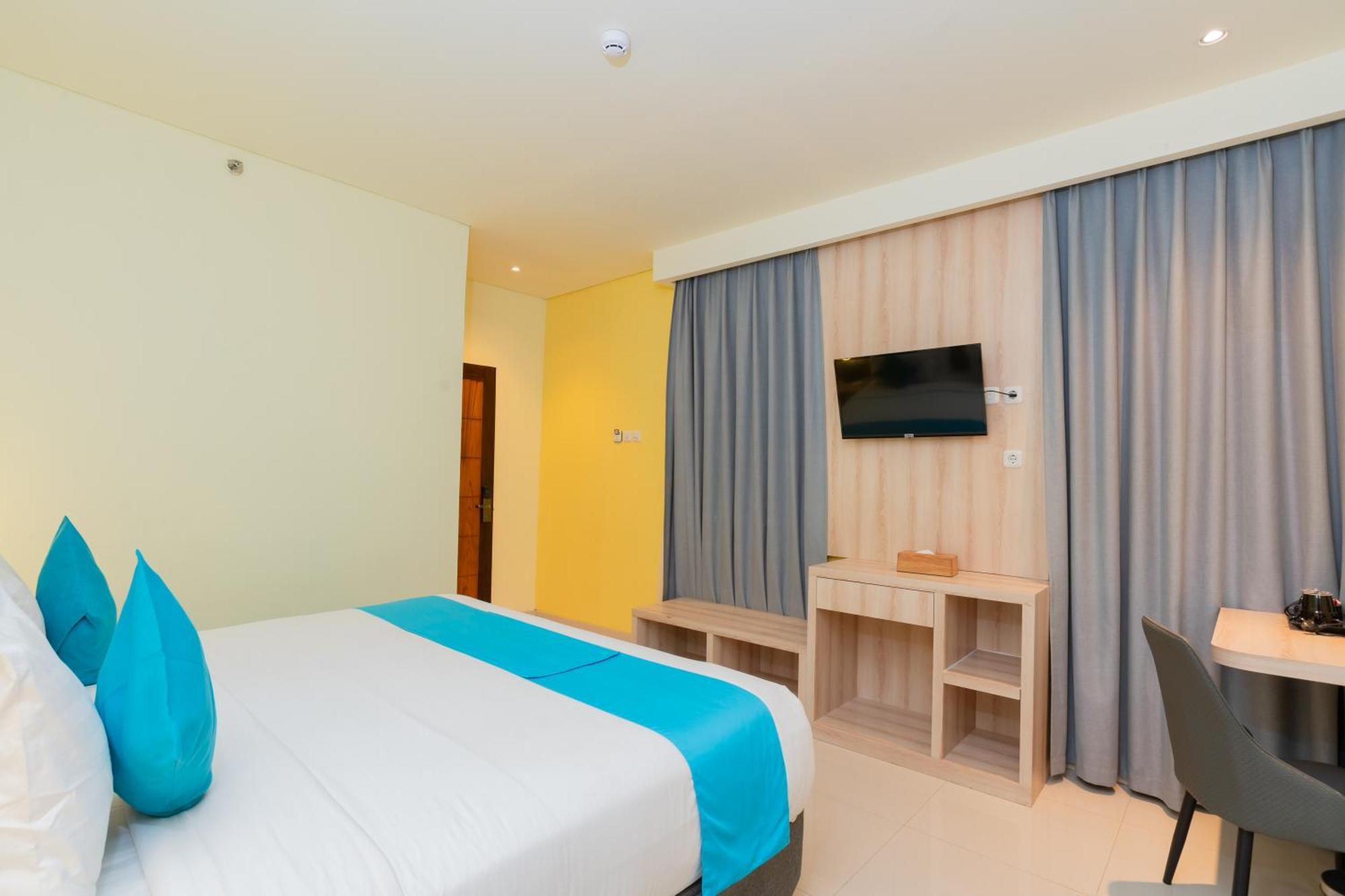 Zasgo Hotel Labuan Bajo Exteriör bild